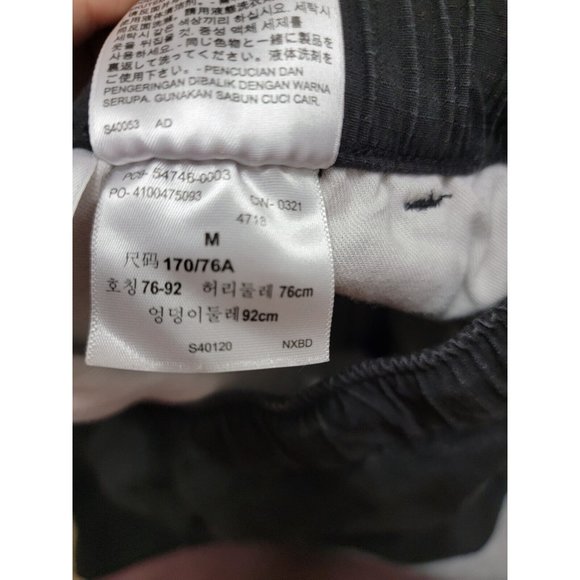 Levi's Men's Ripstop casual Shorts, Black, Size medium 32 waist - Picture 5 of 9